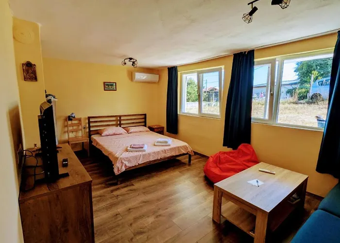 The Dolphin's House Ваканционна къща *